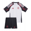 Flamengo Bortedraktsett Barn 2025-26 Kortermet (+ Korte bukser) Flamengo Bortedraktsett Barn 2025-26 Kortermet (+ Korte bukser)